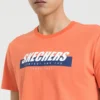 Erkek Skechers Baskılı Kısa Kollu Tişört Kırmızı