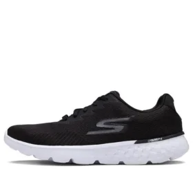 Go Run 400 Generate low Siyah/Beyaz