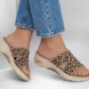 Go Walk Arch Fit 2.0 Sandalet – Remi