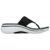 Go Walk Arch Fit Sandalet “Siyah Beyaz”