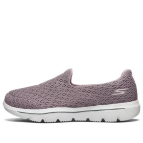 Go Walk Evolution Ultra “Açık Kırmızı Beyaz”