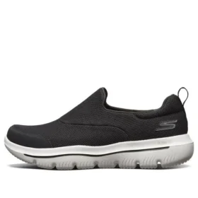 Go Walk Evolution Ultra Koşu Ayakkabısı Siyah