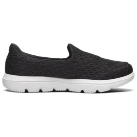 Go Walk Evolution Ultra Slip-on “Siyah Beyaz”