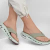 Max Cushioning Glide-Step Sandalet – Audra Max Cushioning Glide-Step Sandalet – Audra