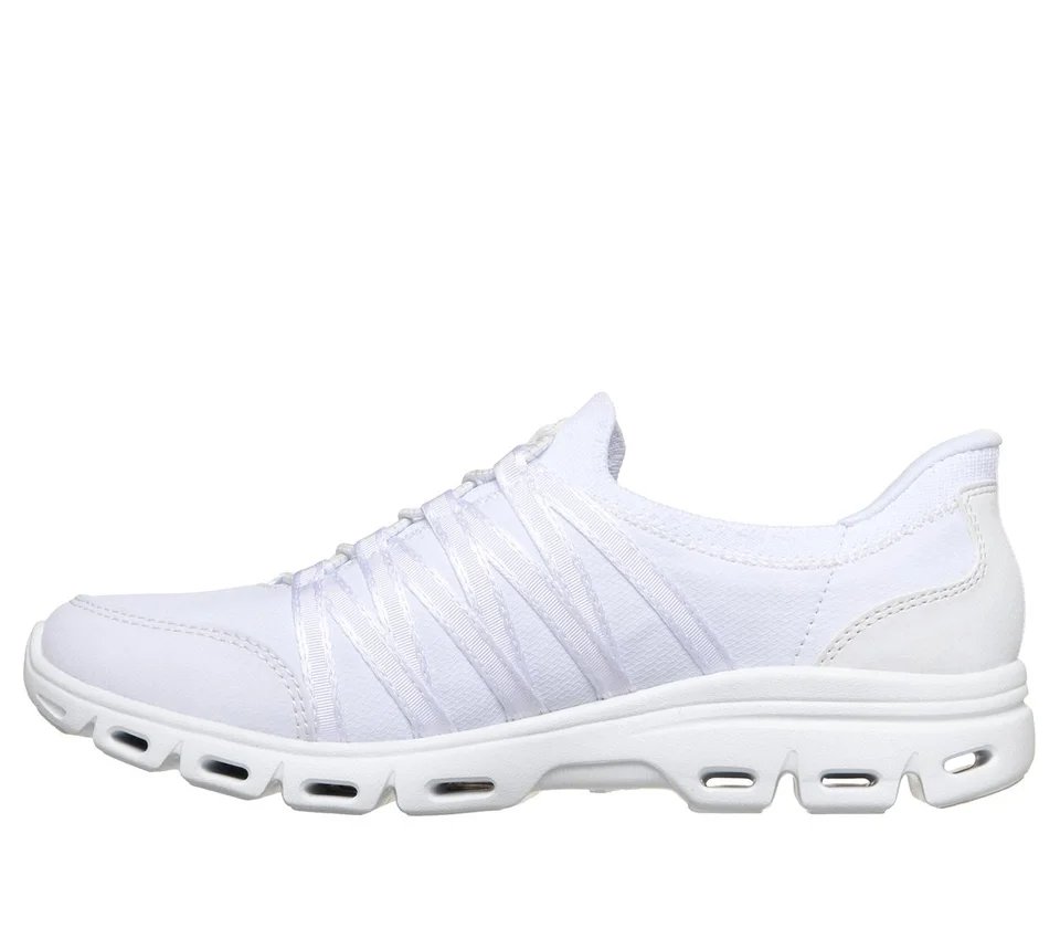 Skechers Slip-ins: Glide-Step Konforu – Steady Grace Skechers Slip-ins: Glide-Step Konforu – Steady Grace