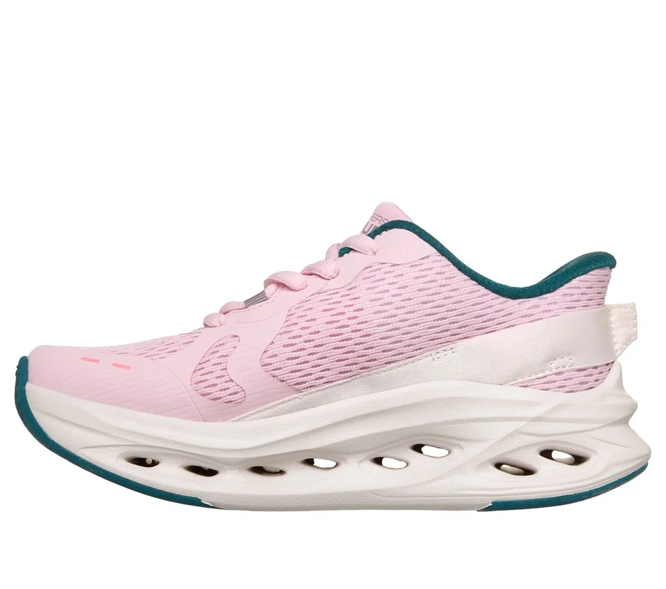 Skechers Slip-ins: Max Cushioning Glide-Step – Pürüzsüz Tabanlar Skechers Slip-ins: Max Cushioning Glide-Step – Pürüzsüz Tabanlar