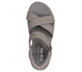 Skechers Slip-ins Relaxed Fit: Rahat – Güneşli Bir Yere