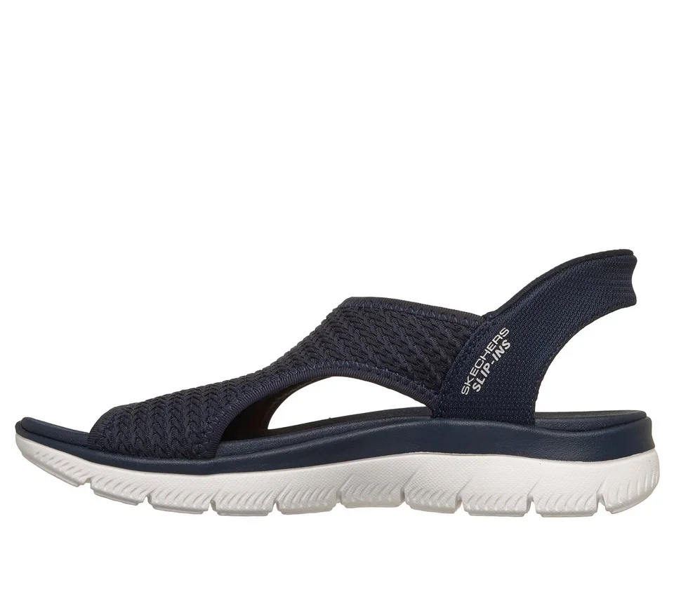 Skechers Slip-ins: Summits – Tatlı Bir Evrim Skechers Slip-ins: Summits – Tatlı Bir Evrim